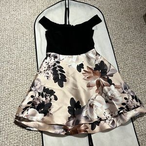Le Chateau gorgeous floral semi formal to formal party dress!